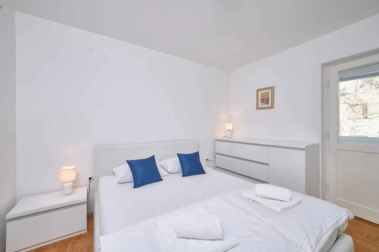 Apartment Andrea By Litto Spalato
